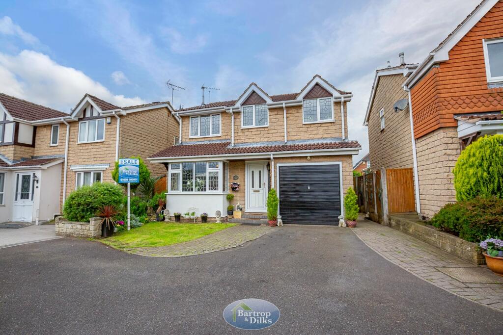 4 bedroom detached house for sale in Peregrine Court, Gateford, Worksop