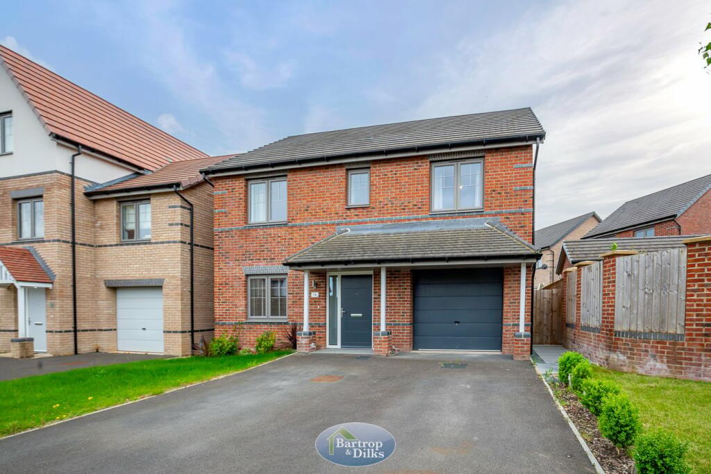 4 bedroom detached house for sale in Poppy Field Way, Carltonin