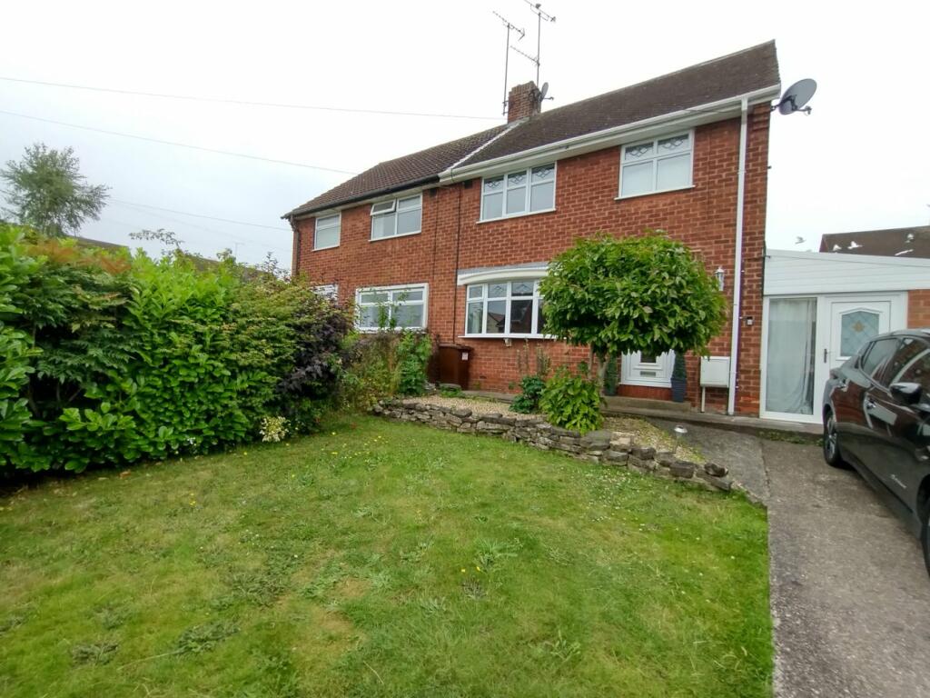 3 bedroom semidetached house for rent in Dryden Dale, WORKSOP, S81