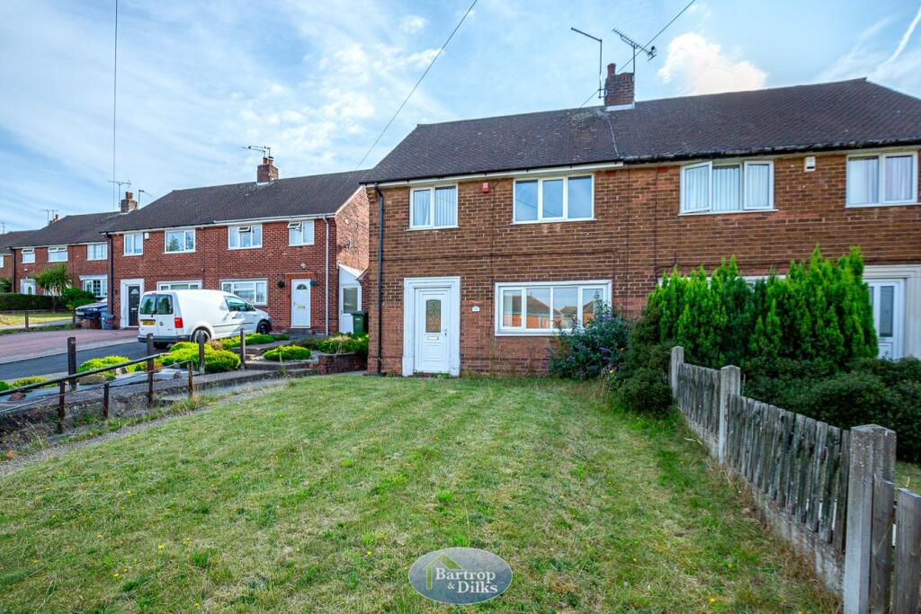 3 bedroom semidetached house for sale in Kilton Hill, Worksop, S81