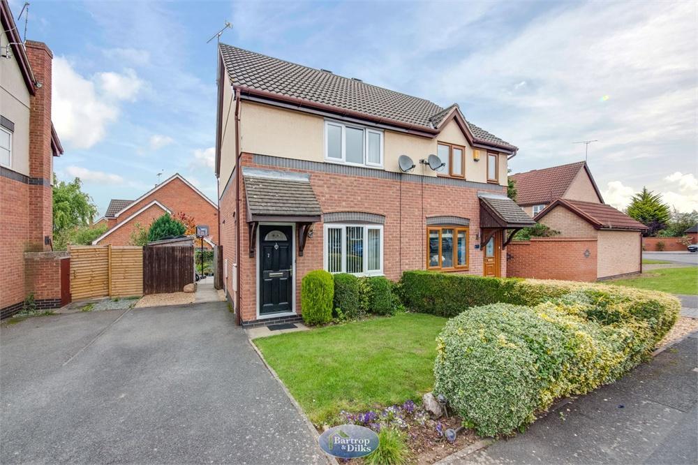 2 bedroom semidetached house for sale in Manor Close, WORKSOP