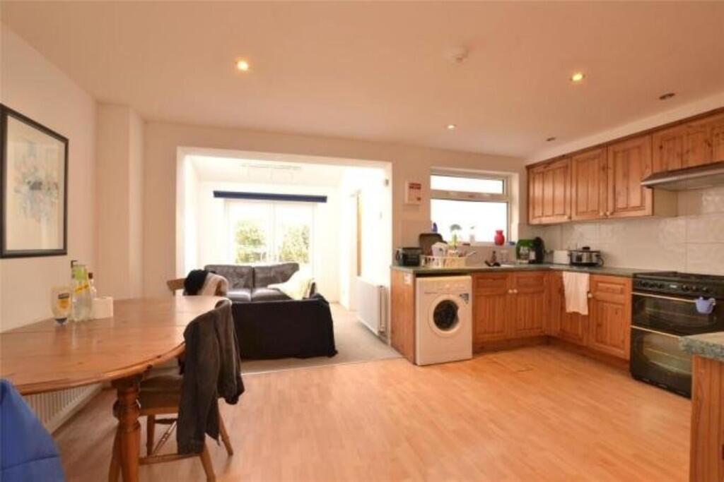 Additional property image - Stanway Close, Bath