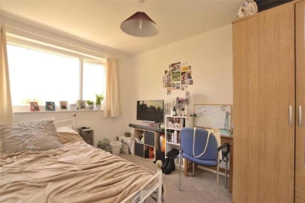 Additional property image - Stanway Close, Bath