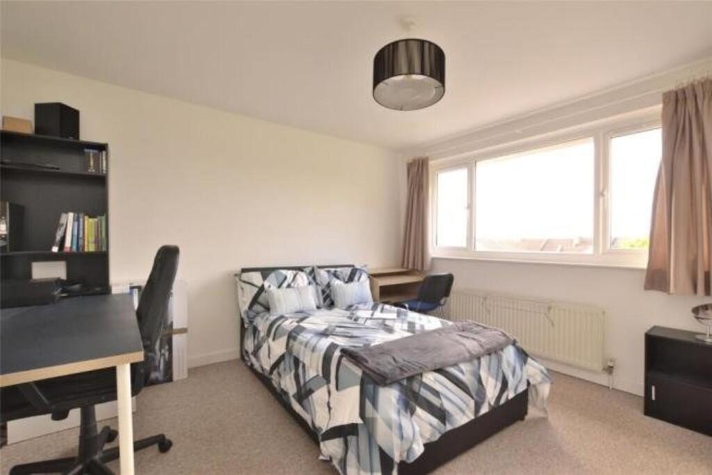 Additional property image - Stanway Close, Bath