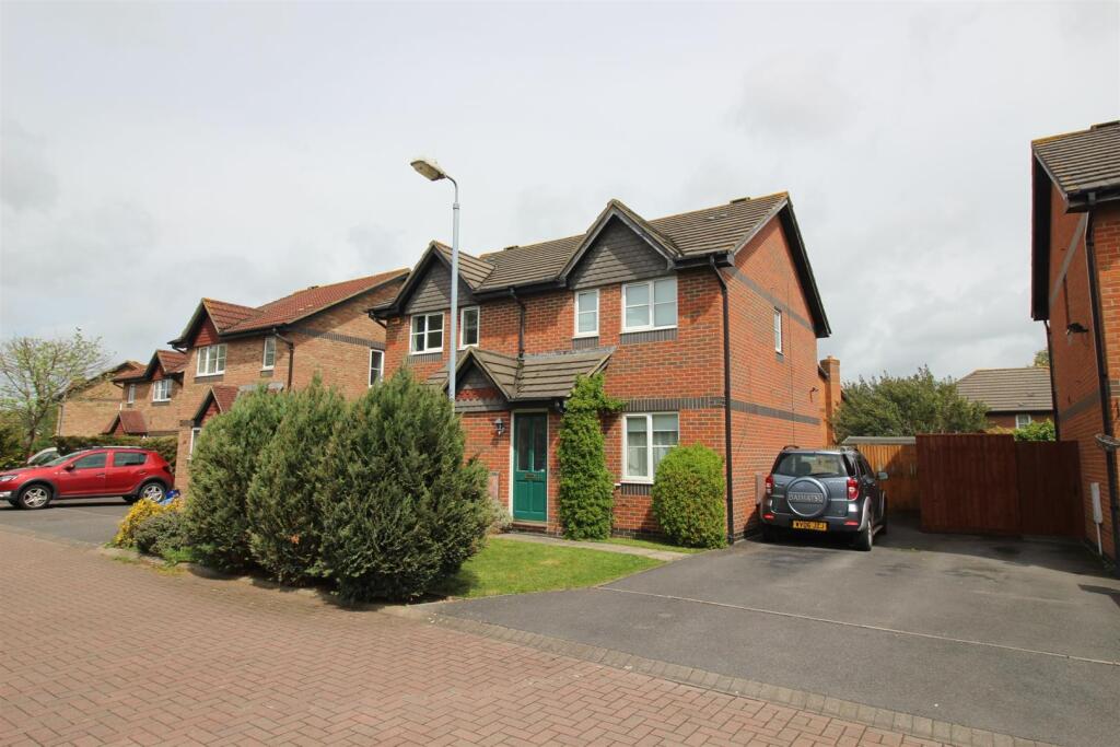 Main image of property: Worsted Close, Trowbridge