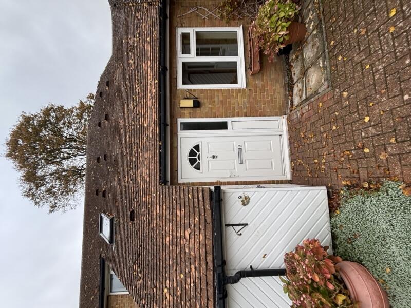 Main image of property: Dray Court, Maltings Close, Hadlow, Tonbridge, TN11 0RY