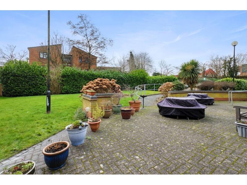 Main image of property: Oak Court 1542 Bristol Road South, Longbridge, Birmingham, B45 9TY