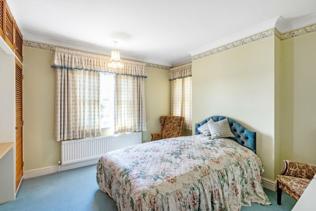 4 bedroom detached house for sale in 68 Station Road, Warboys