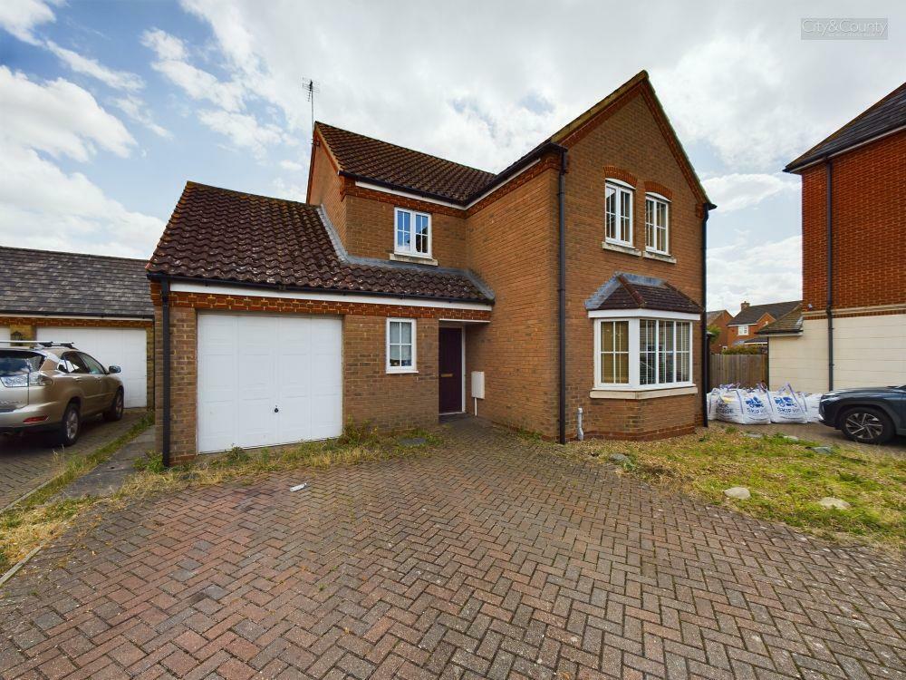 4 bedroom detached house for sale in Thorn Road, Hampton Hargate, Peterborough, PE7