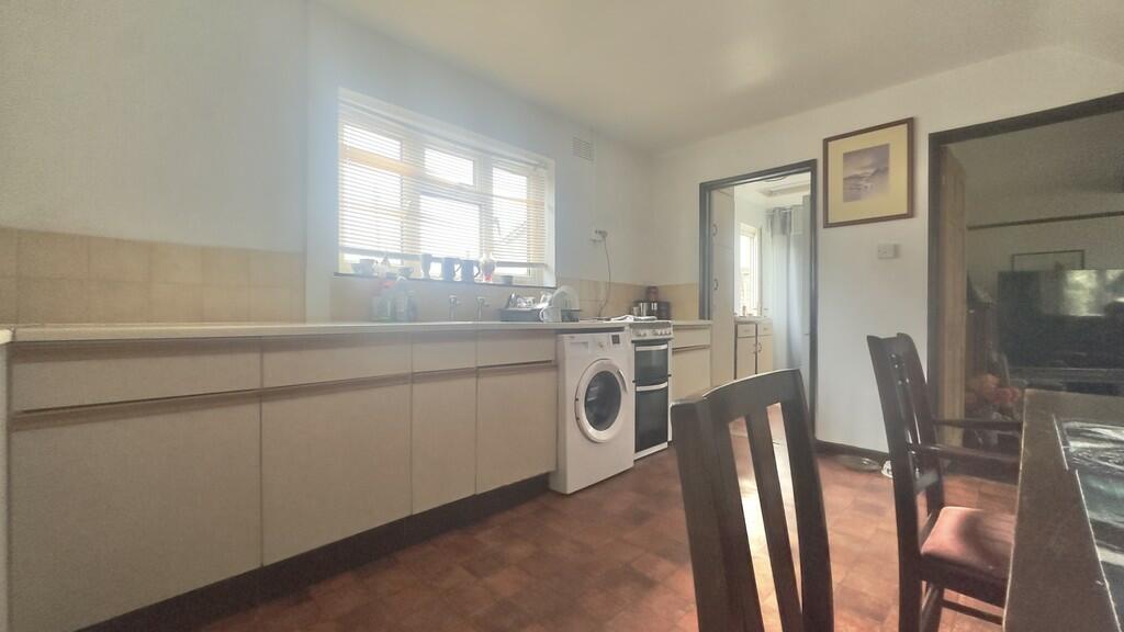 Additional property image - Byron Road, Locking Village