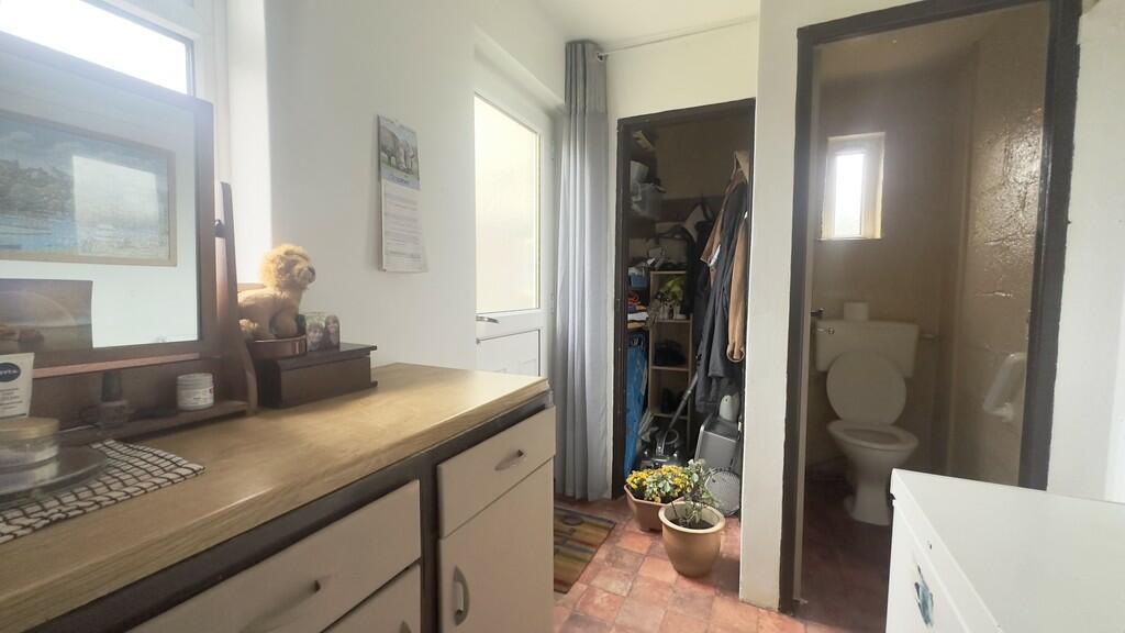 Additional property image - Byron Road, Locking Village