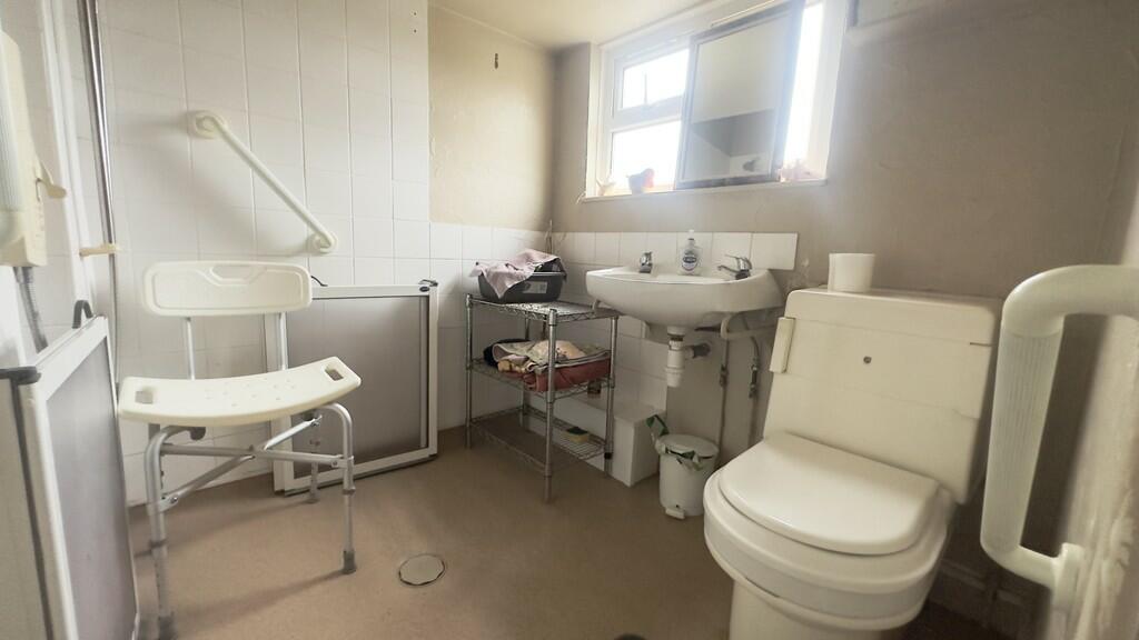 Additional property image - Byron Road, Locking Village