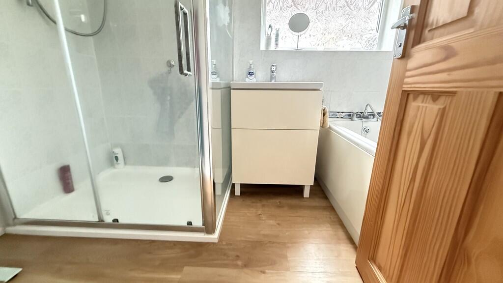 Additional property image - Cliff Road, Worlebury, Weston-super-Mare