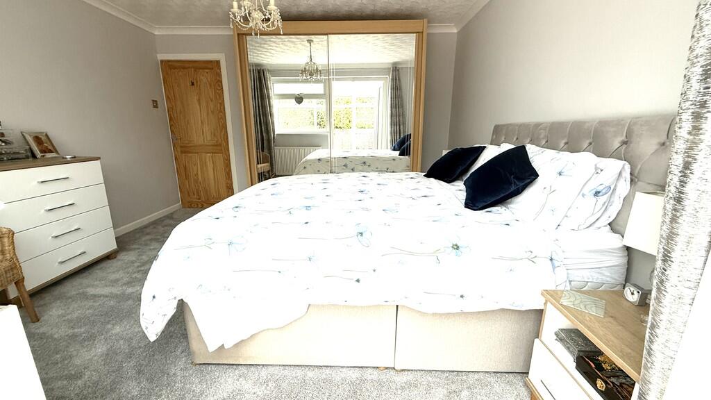 Additional property image - Cliff Road, Worlebury, Weston-super-Mare