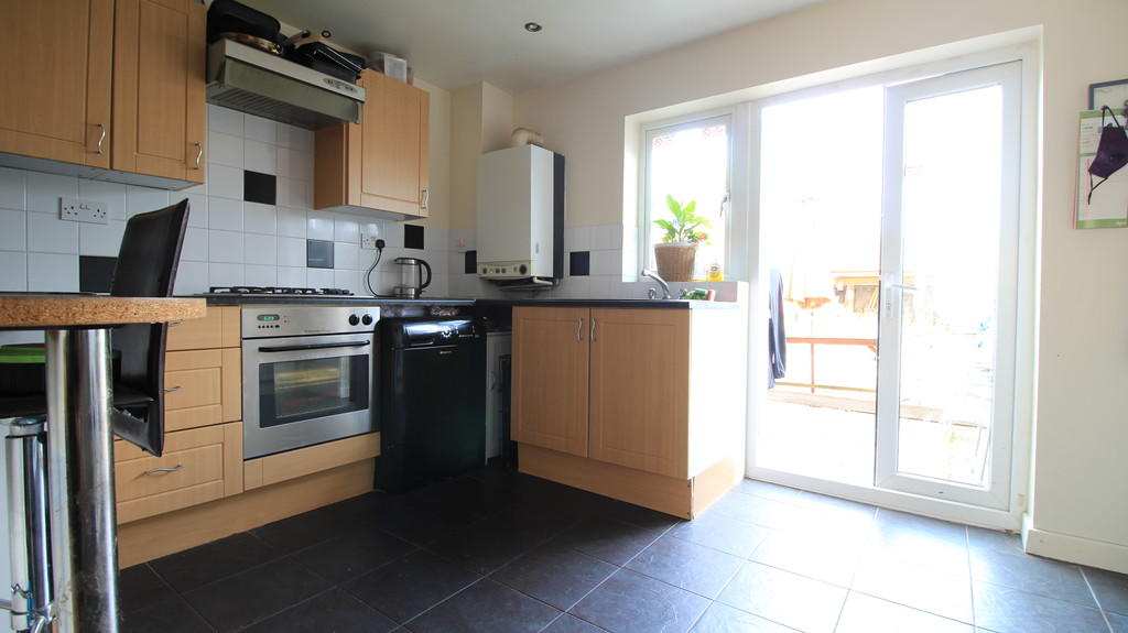 3 bedroom terraced house for sale in Tavistock Road ...