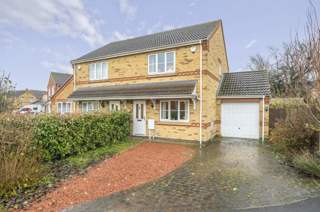 Main image of property: Hawthorn Chase, Lincoln, Lincolnshire, LN2