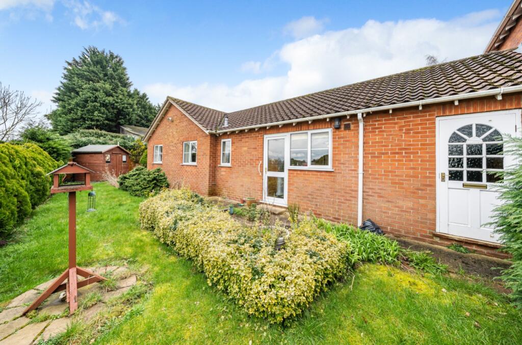 2 bedroom bungalow for sale in Manor Court, Sudbrooke, Lincoln ...