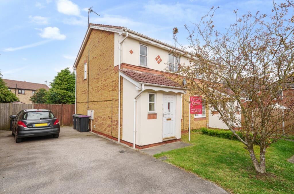 3 bedroom semidetached house for sale in Mareham Close, Bracebridge