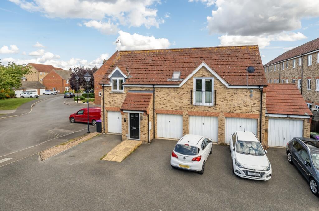 Main image of property: Owl Close, Witham St. Hughs, Lincoln, Lincolnshire, LN6