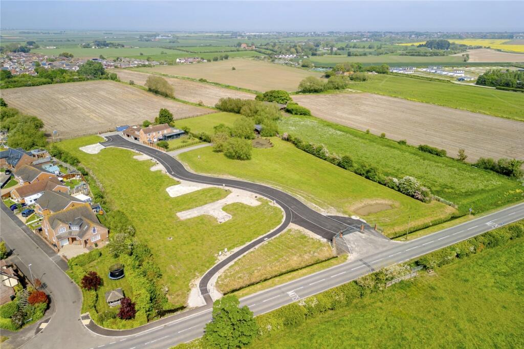 Land for sale in Skegness Road, Hogsthorpe, Skegness, Lincolnshire, PE24