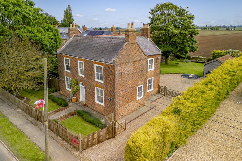 4 bedroom detached house for sale in Church Road, Freiston, Boston