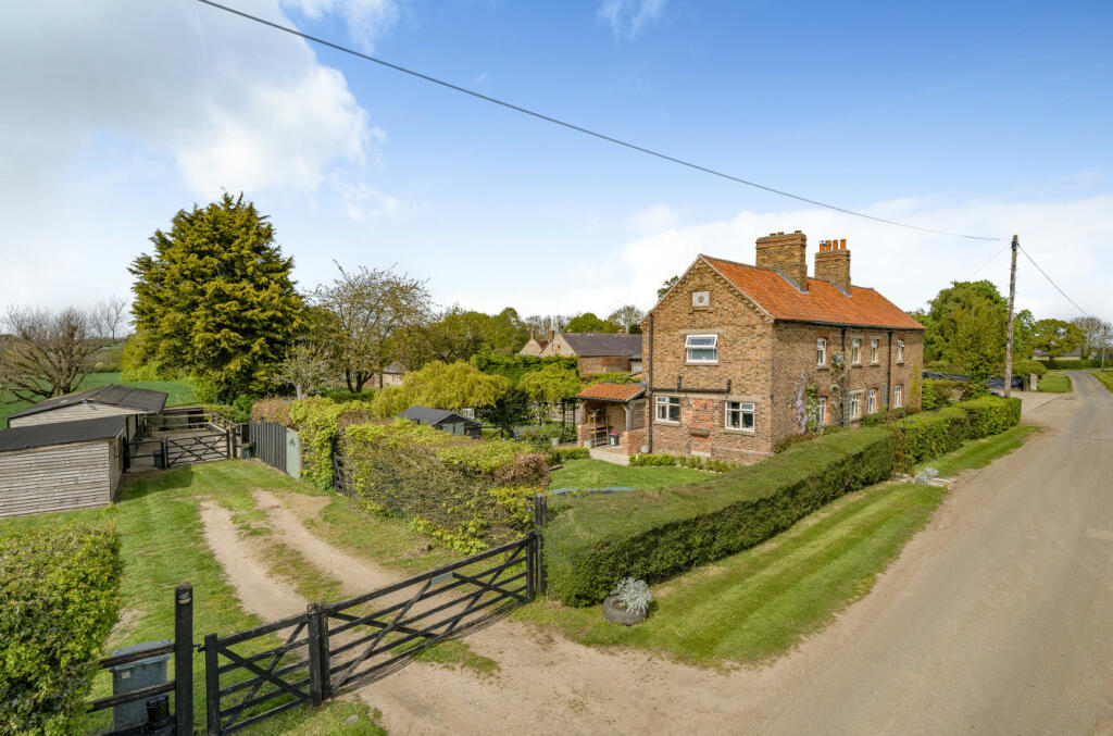 Main image of property: 3 Birthorpe, Billingborough, Lincolnshire, NG34