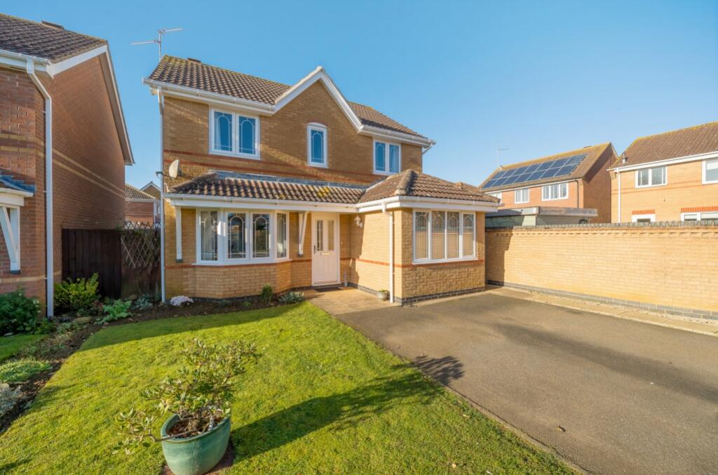 3 bedroom detached house for sale in Edwin Close, Quarrington, Sleaford, Lincolnshire, NG34