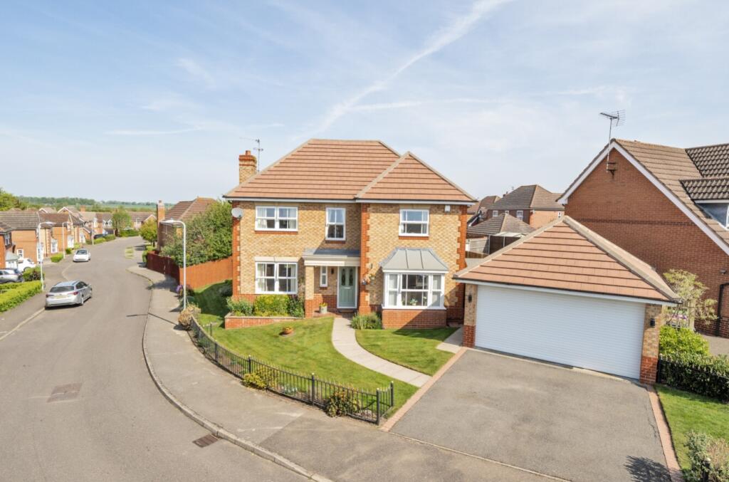 Main image of property: Hood Close, Sleaford, Lincolnshire, NG34
