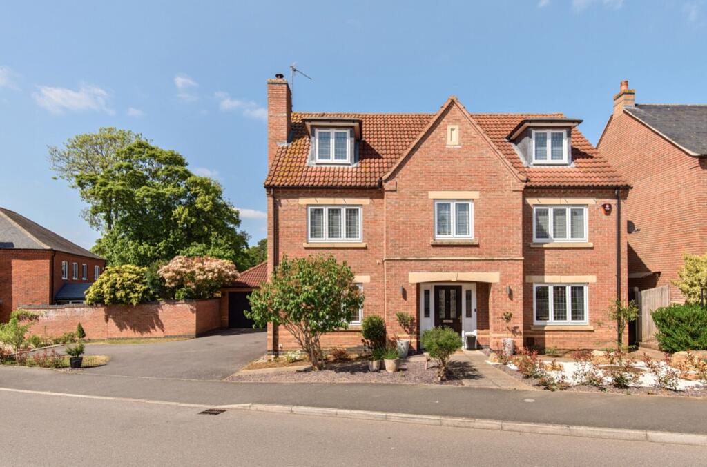 Main image of property: Balmoral Drive, Greylees , Sleaford, Lincolnshire, NG34
