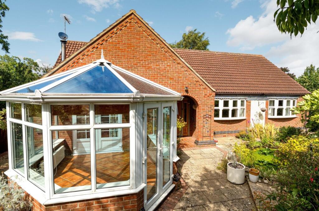 Main image of property: High Street, Helpringham, Sleaford, Lincolnshire, NG34