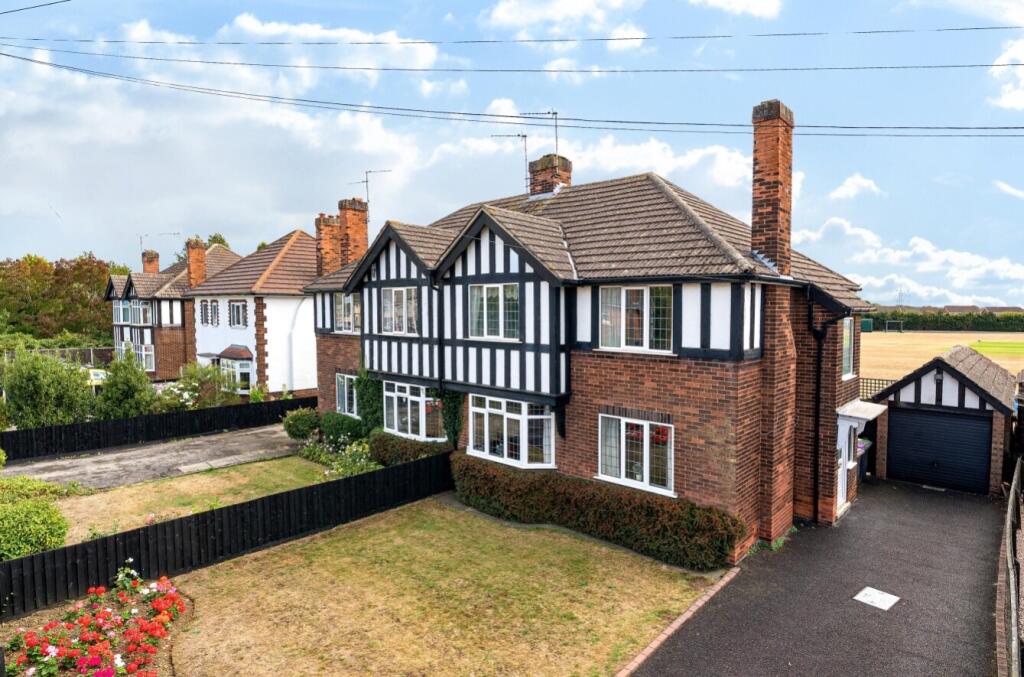 Main image of property: London Road, Sleaford, Lincolnshire, NG34