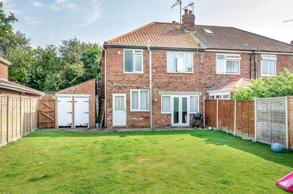 Main image of property: North Road, Sleaford, Lincolnshire, NG34