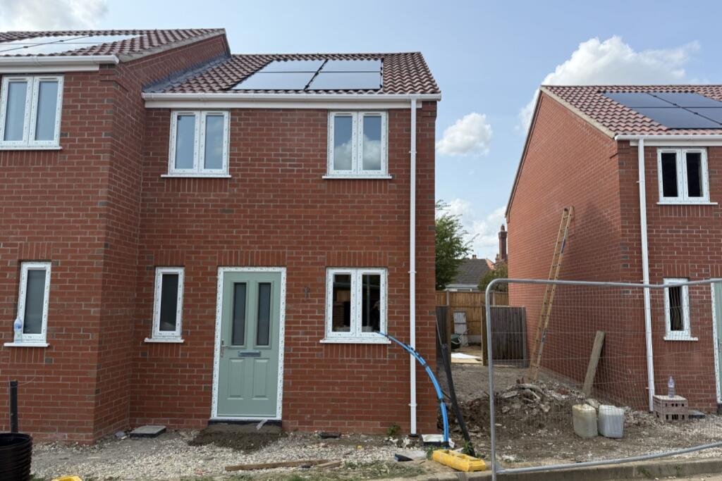 Main image of property: Plot 2, 2b Nursery Court, Sleaford, Lincolnshire, NG34