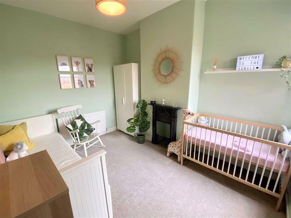 3 bedroom terraced house for sale in Disley Avenue, West Didsbury