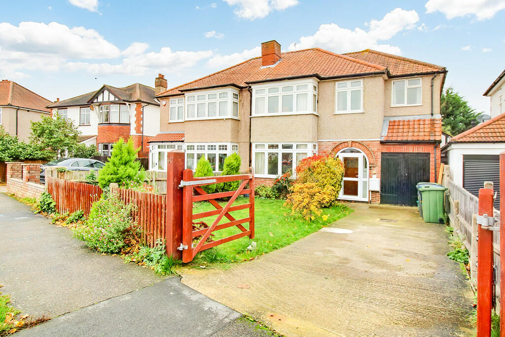 4 bedroom semidetached house for sale in Beresford Avenue, Surbiton, KT5