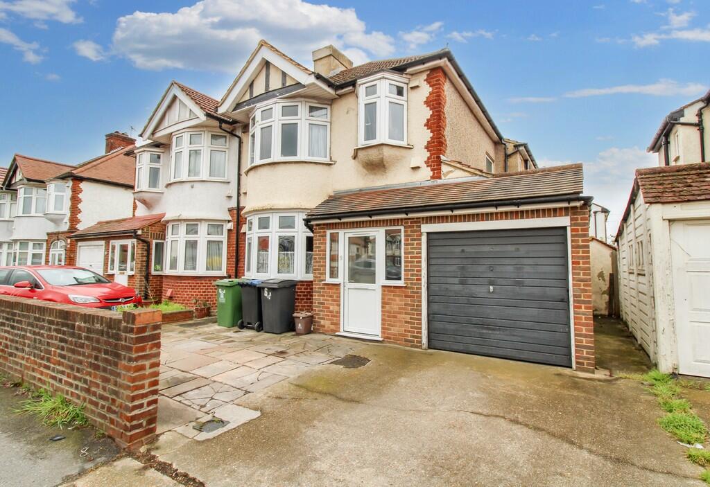 3 bedroom semidetached house for sale in Tolworth Rise South, Surbiton