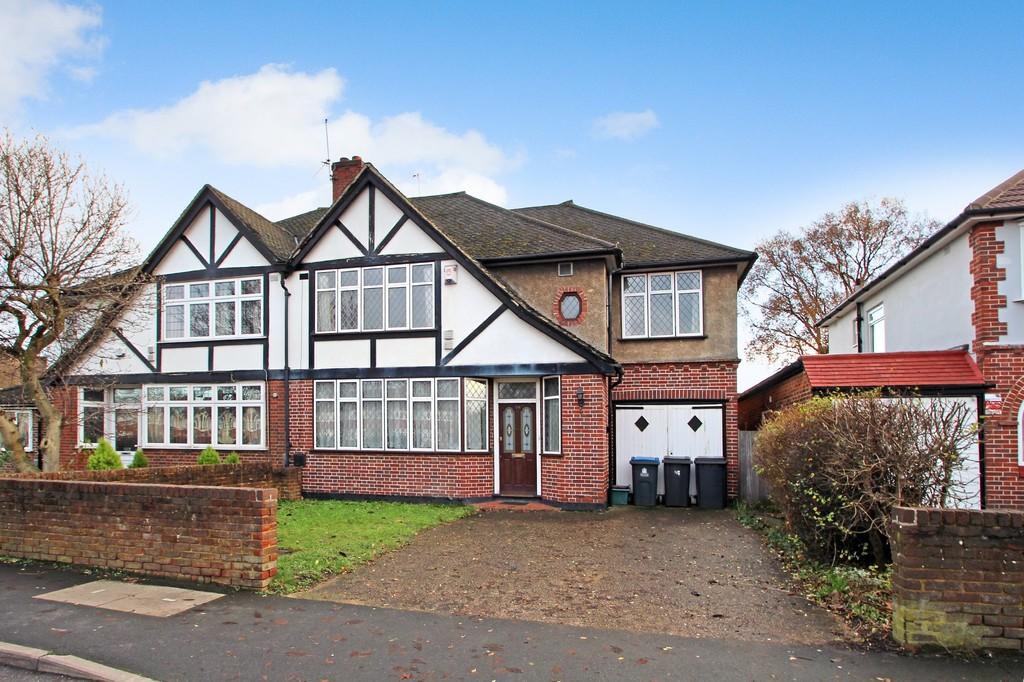 4 bedroom semidetached house for sale in Malden Way, New Malden, KT3