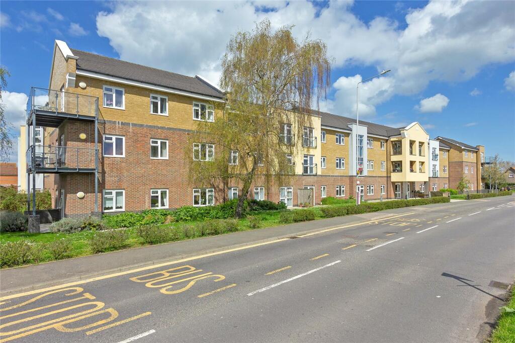 2 bedroom apartment for sale in North Street, Milton Regis