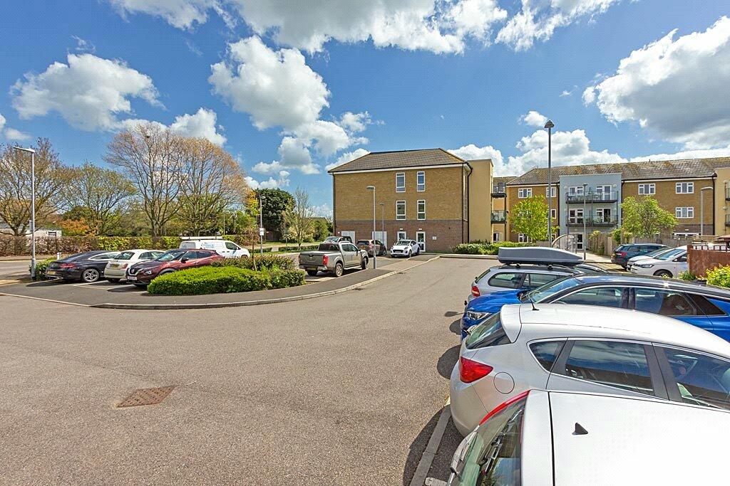 2 bedroom apartment for sale in North Street, Milton Regis