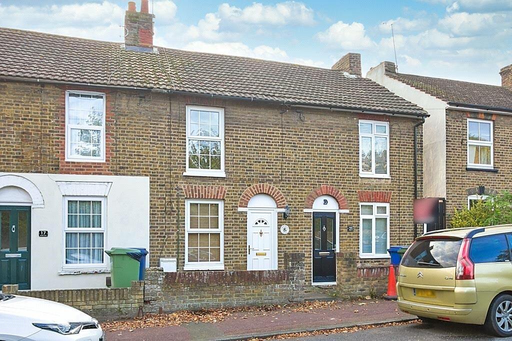 2 bedroom terraced house for sale in Borden Lane, Sittingbourne, Kent, ME10
