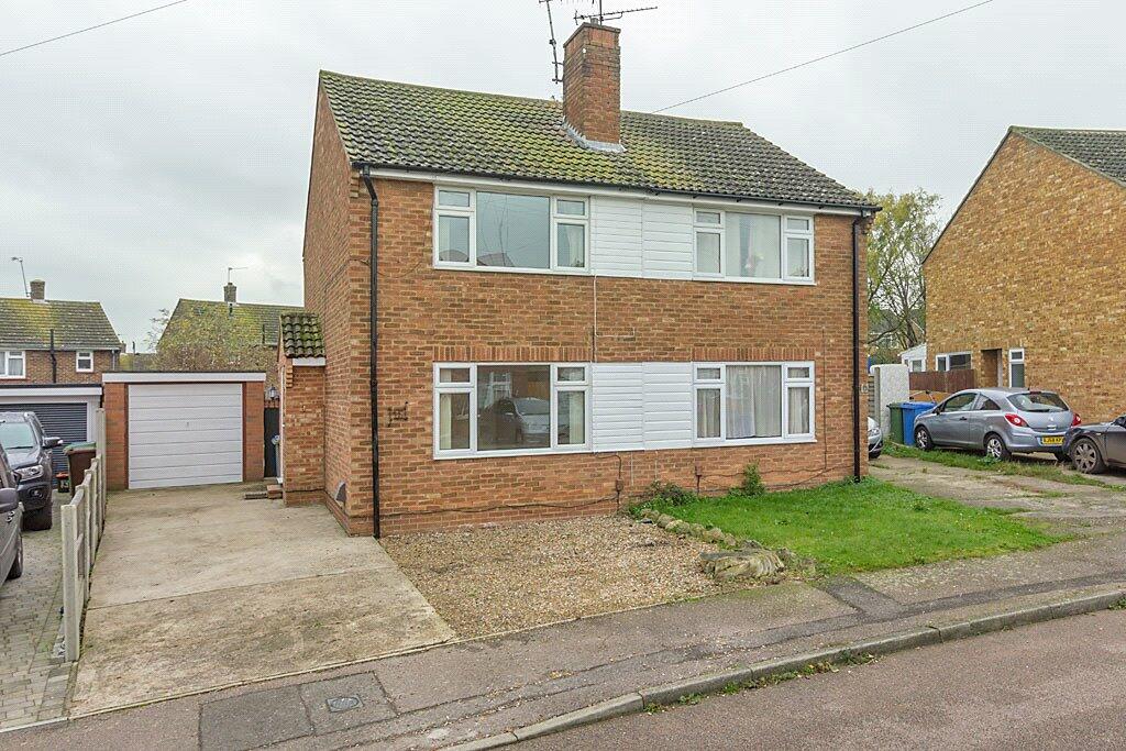 2 bedroom semi-detached house for rent in Meadow Rise, Iwade, Sittingbourne, Kent, ME9