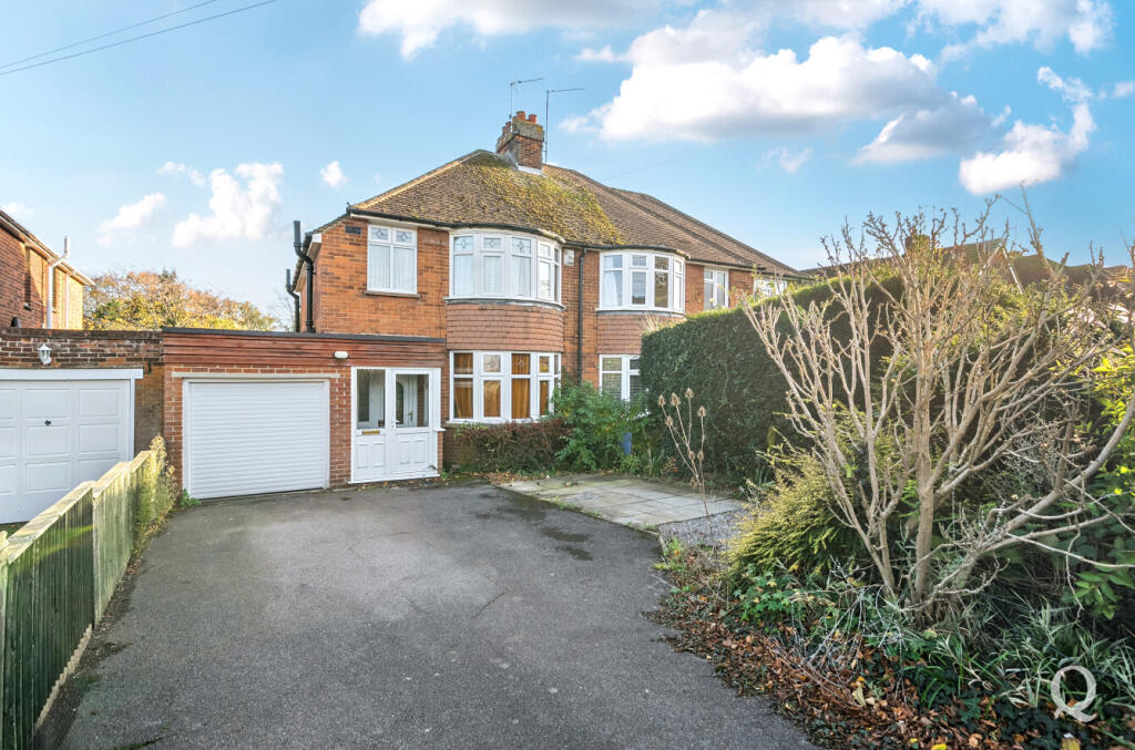 Main image of property: Borden Lane, Sittingbourne, Kent, ME10