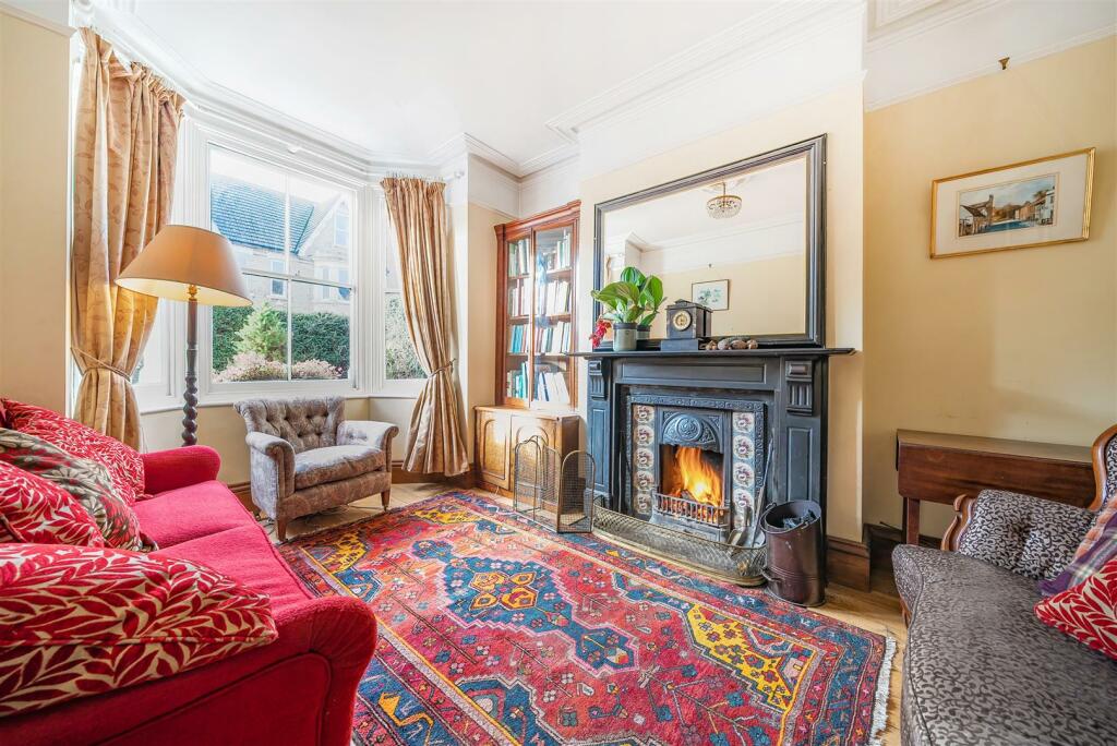 4 bedroom semidetached house for sale in Clarendon Street, Bedford, MK41