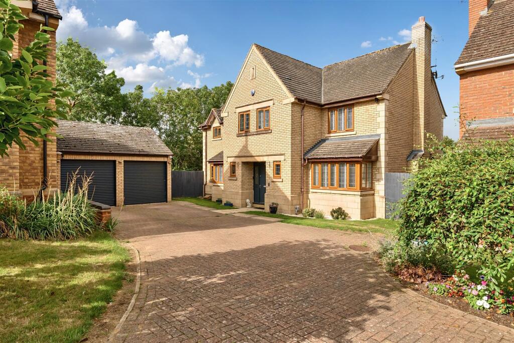 Main image of property: Walnut Close, Bromham