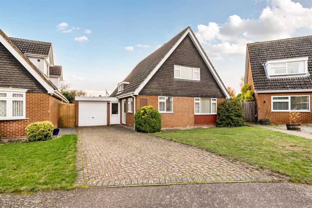 Main image of property: Manor Close, Bromham