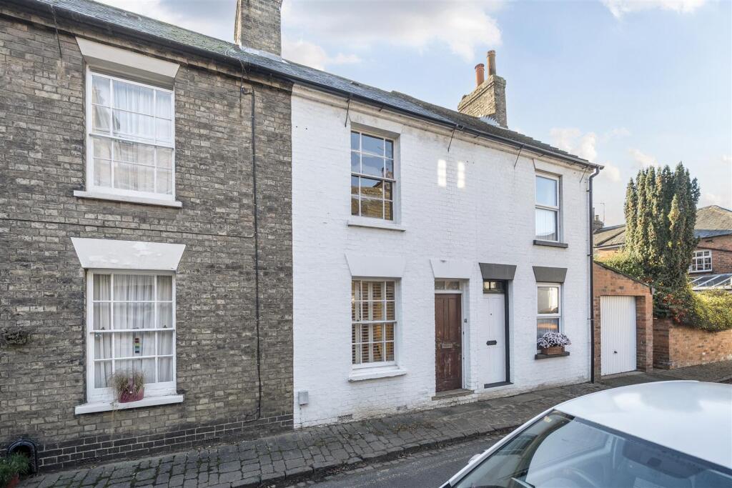 Main image of property: Little Grove Place, Bedford