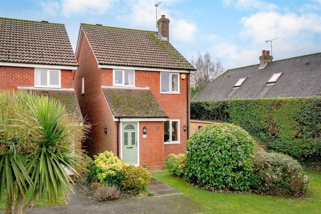Main image of property: Comptons Lane, Horsham