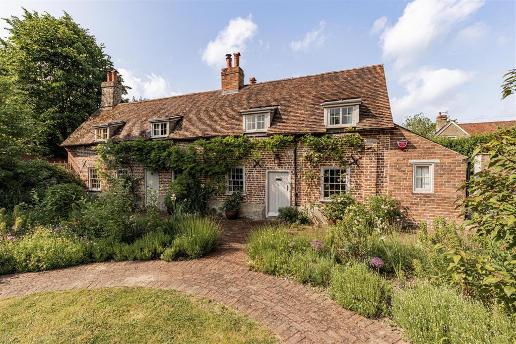 Main image of property: The Street, Adisham, Canterbury