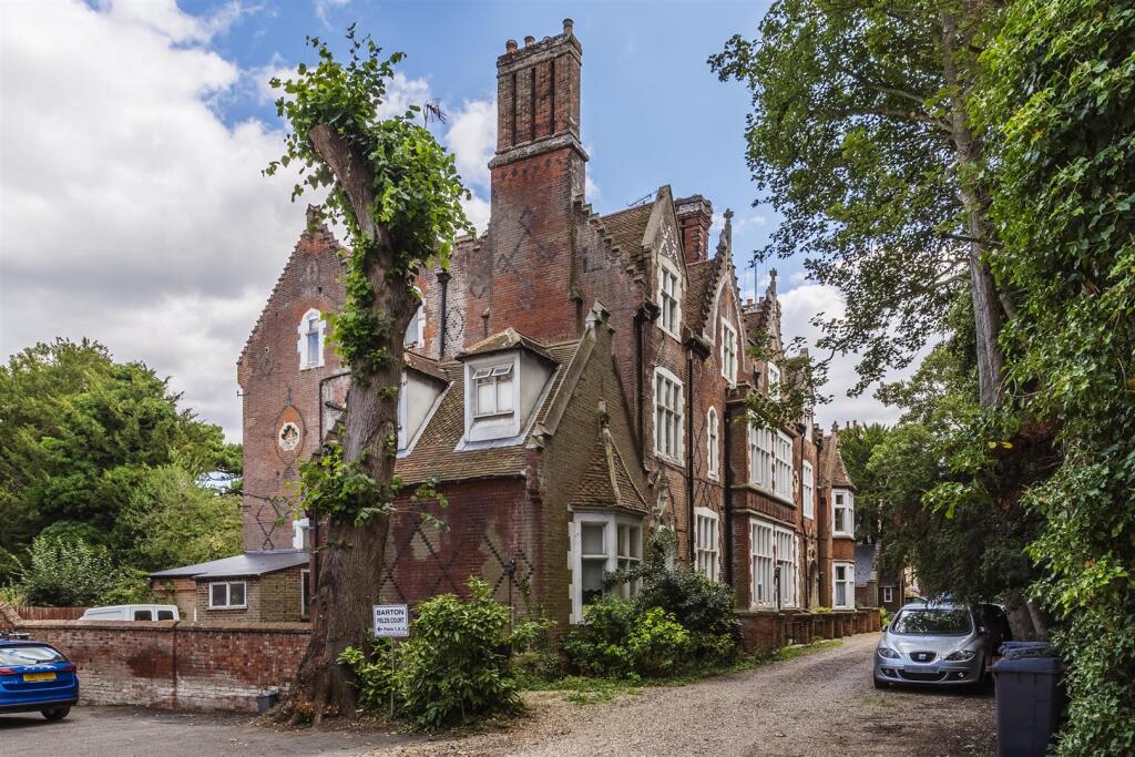 Main image of property: New Dover Road, Canterbury