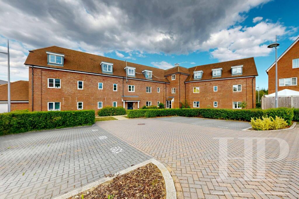 Main image of property: Orchard Crescent, Faygate, RH12
